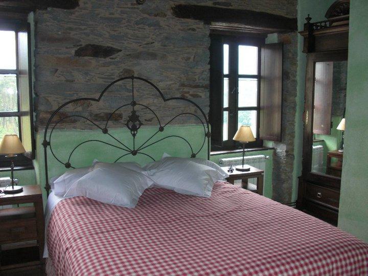 Penzion Casa De Aldea El Conceyu Navia Exteriér fotografie